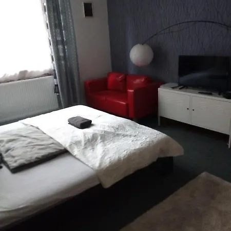 아파트 Lucia Apartman *